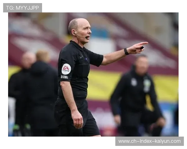 英超VAR争议持续,裁判标准改革呼声高涨